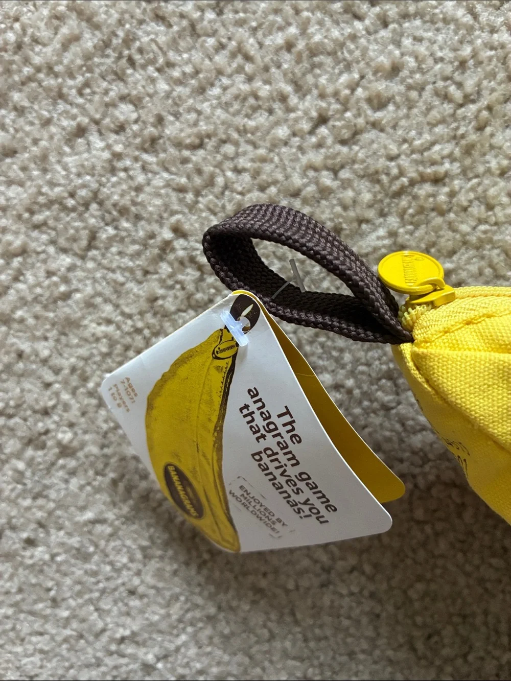 Game “Bananagrams”